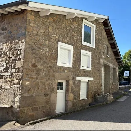 Ferienhaus Maison De Village Le Confine Beauzac